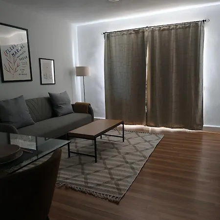 Ξενοδοχείο με διαμερίσματα San Marcial