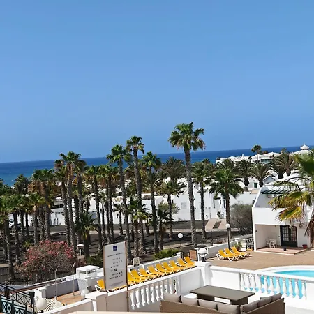 Ξενοδοχείο με διαμερίσματα San Marcial 3*